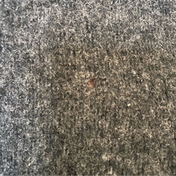 Quinn 100% Cashmere Charcoal Gray Sweater Women's Size M - Picture 3 of 8